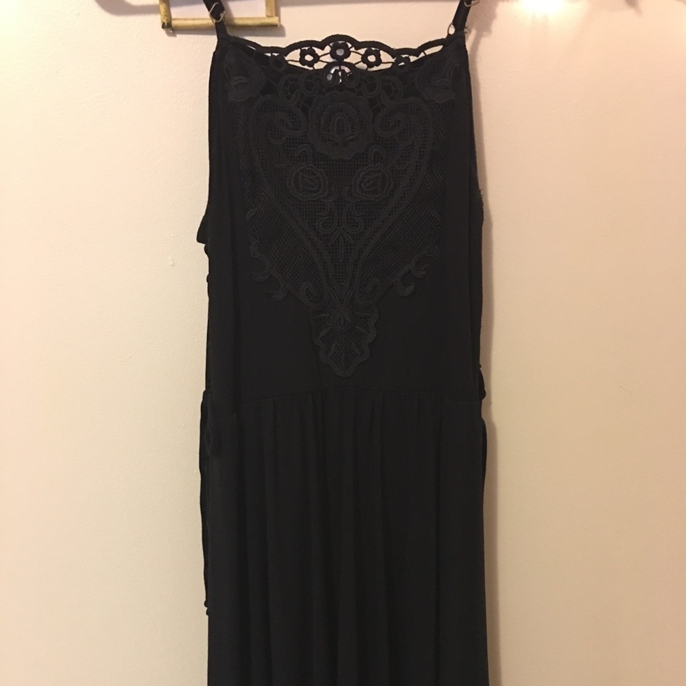 ❌SOLD❌Xhilaration Black dress